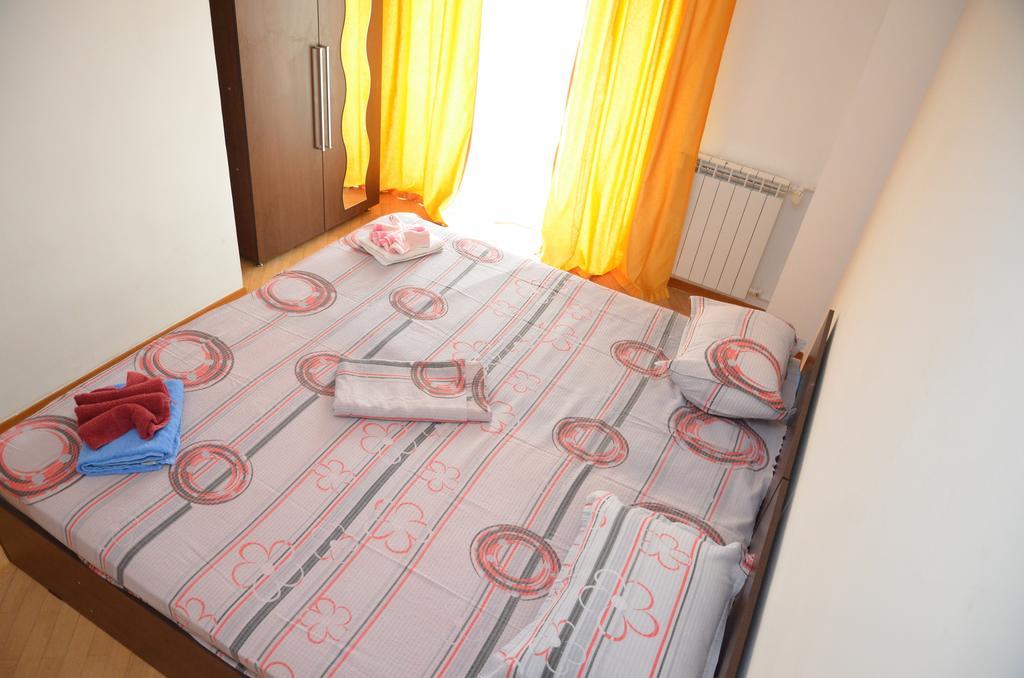 Dracula Adventure Tours Accommodation Bukurešť Pokoj fotografie